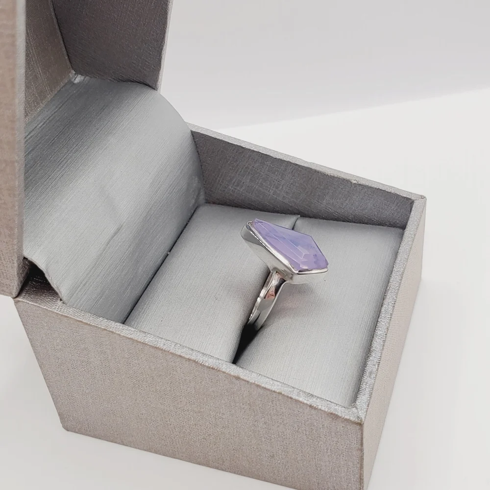 Silver Purple Lavendar Gemstone Ring - Picture 2 of 8